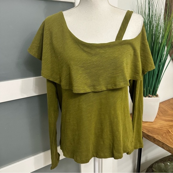 Anthro Postmark Off Shoulder Ruffle Long Sleeve Olive Green Top SZ L Boho NWT - Picture 4 of 8